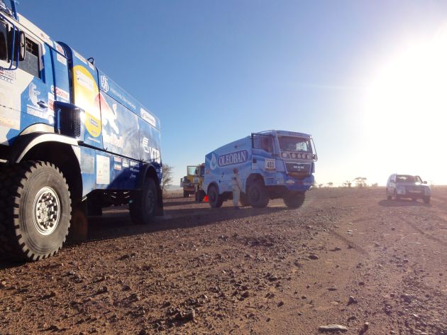 TrucksWaitingForStart03